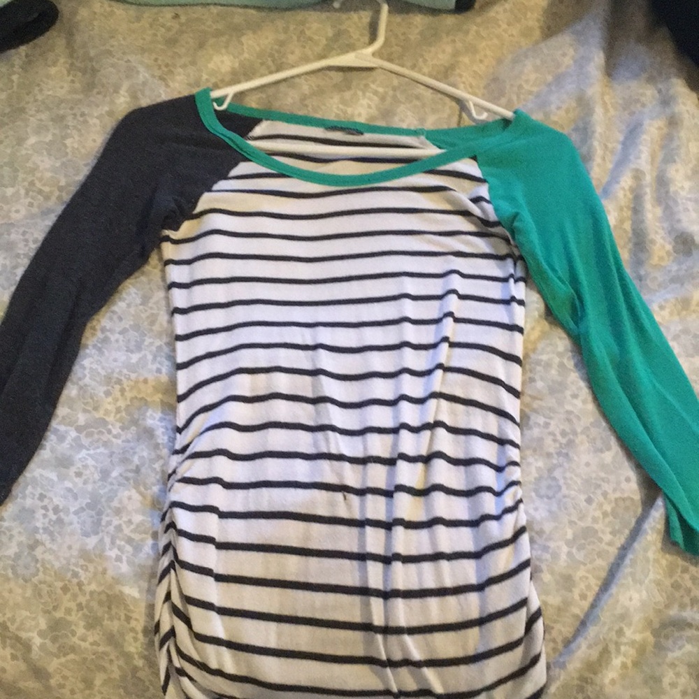 A rue 21 shirt